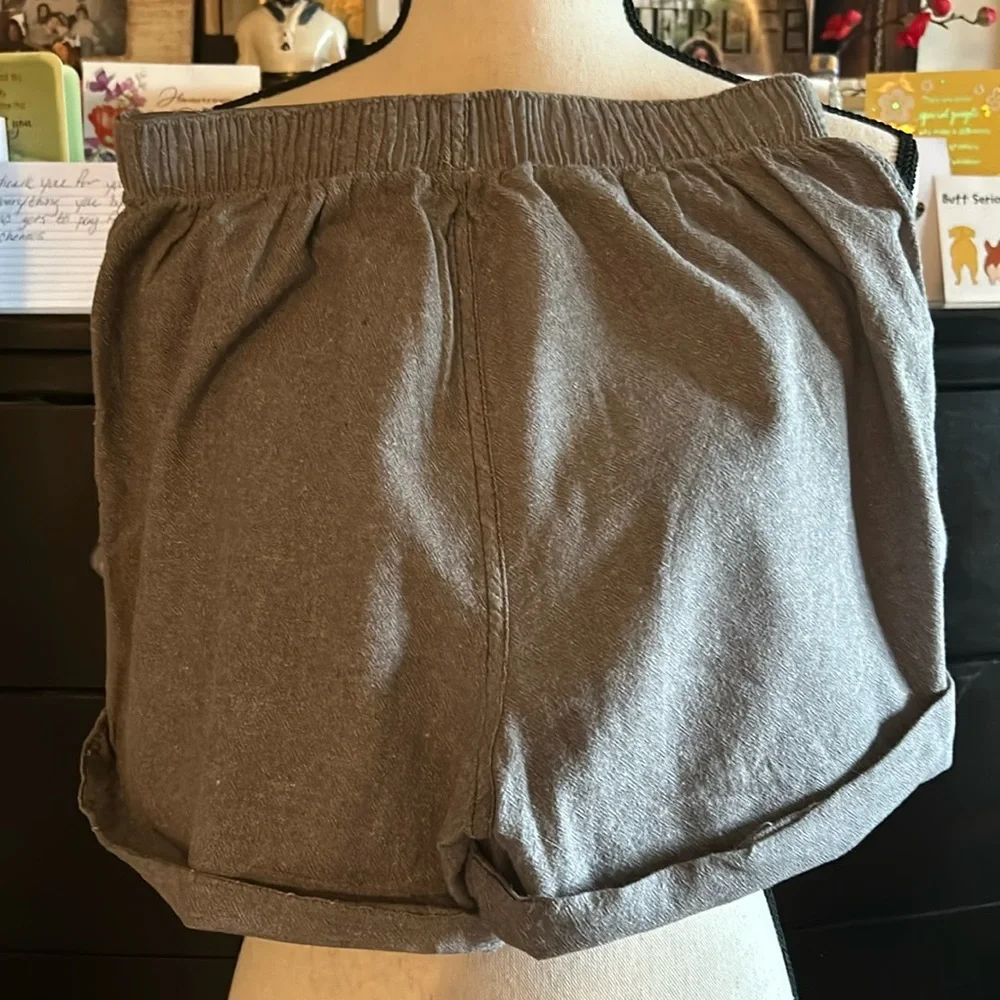 EUC Intimate free people sleepwear shorts. Like new size small hip 12”-22” - Picture 4 of 7
